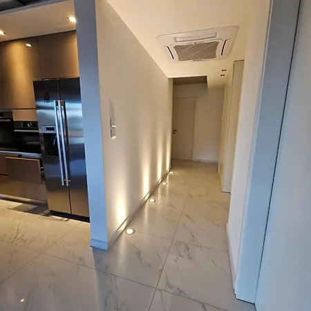 דירה Moumis Luxury