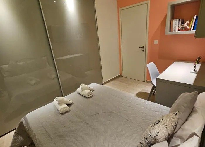 Moumis Luxury * לימנריה