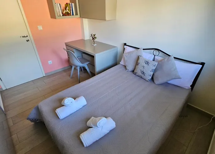 Moumis Luxury דירה
