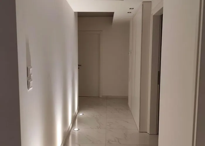 Moumis Luxury לימנריה
