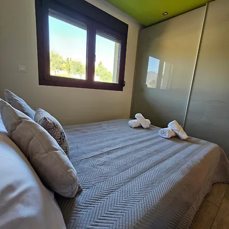 Moumis Luxury * Λιμενάρια