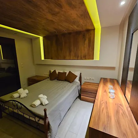 Moumis Luxury