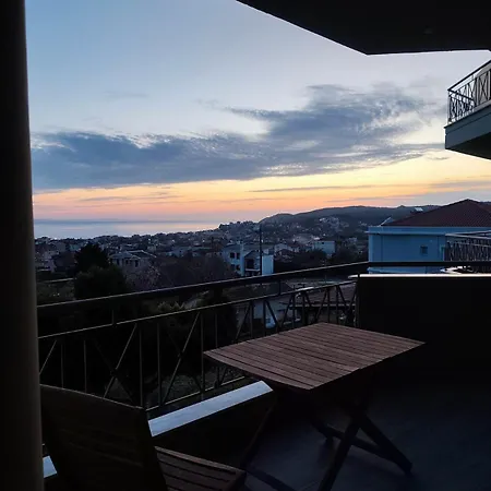 Moumis Luxury * Λιμενάρια