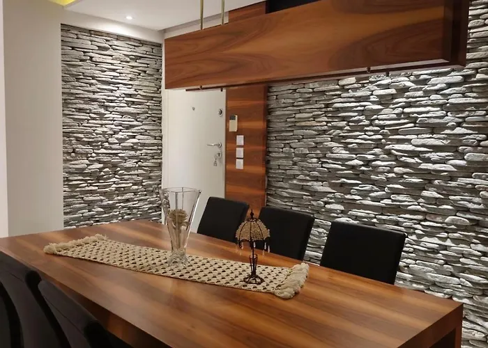 Moumis Luxury Apartament